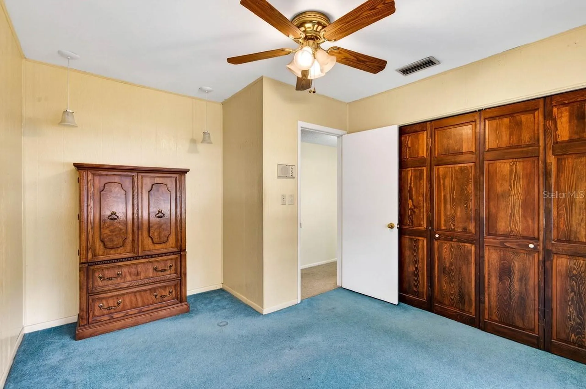 825 W Whatley Place Tampa FL 33604