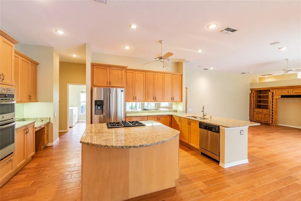 10559 Greencrest Drive Tampa FL 33626
