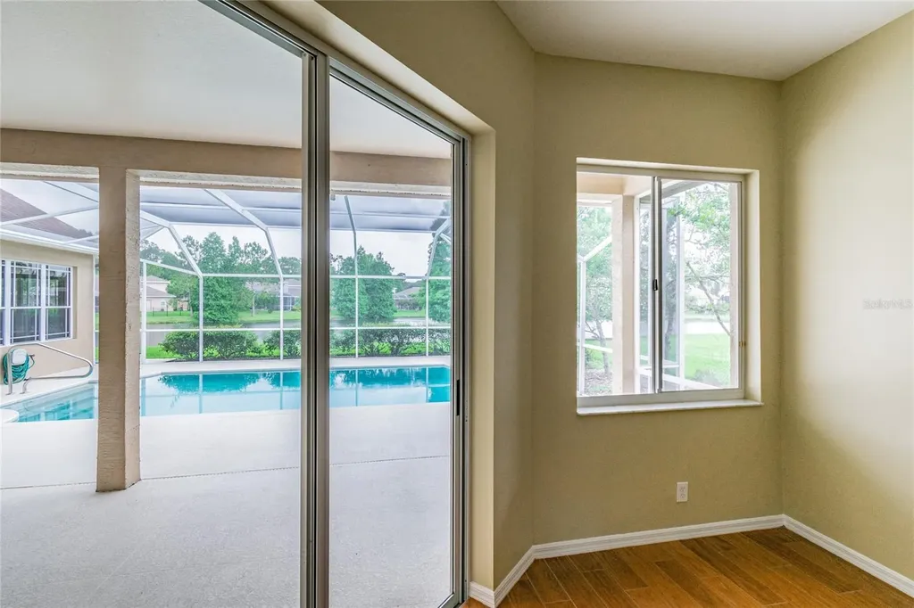 10559 Greencrest Drive Tampa FL 33626