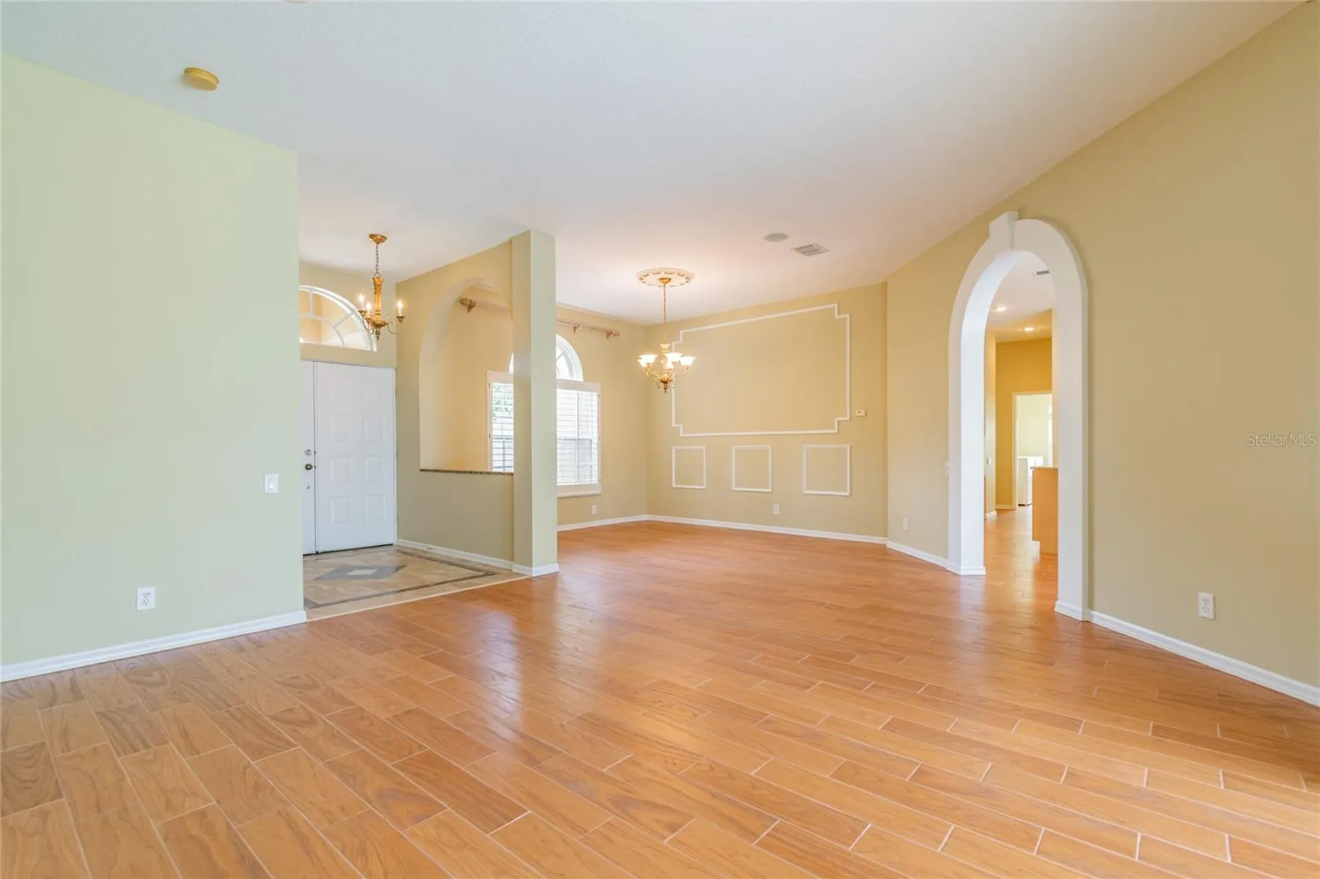 10559 Greencrest Drive Tampa FL 33626