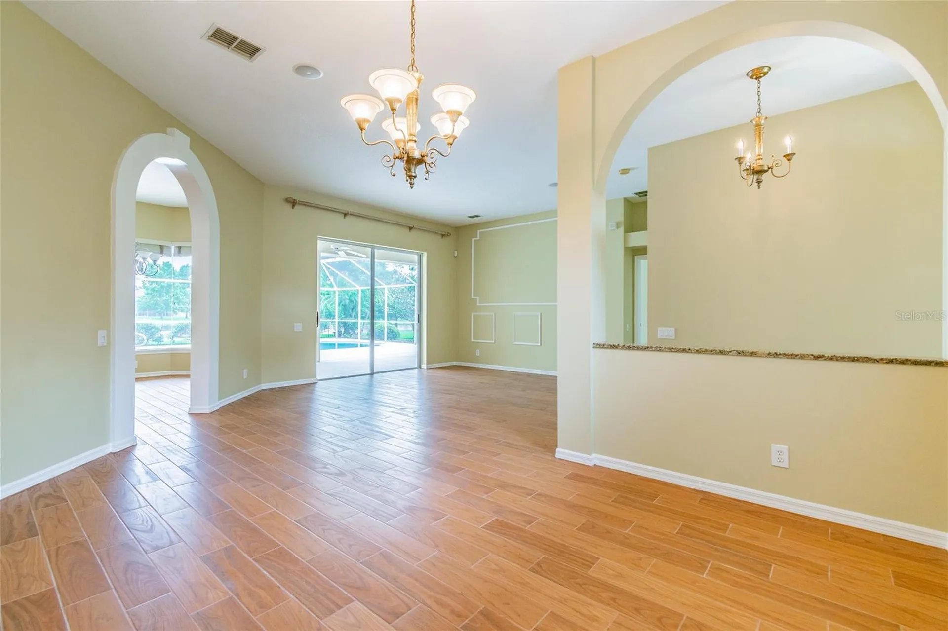10559 Greencrest Drive Tampa FL 33626