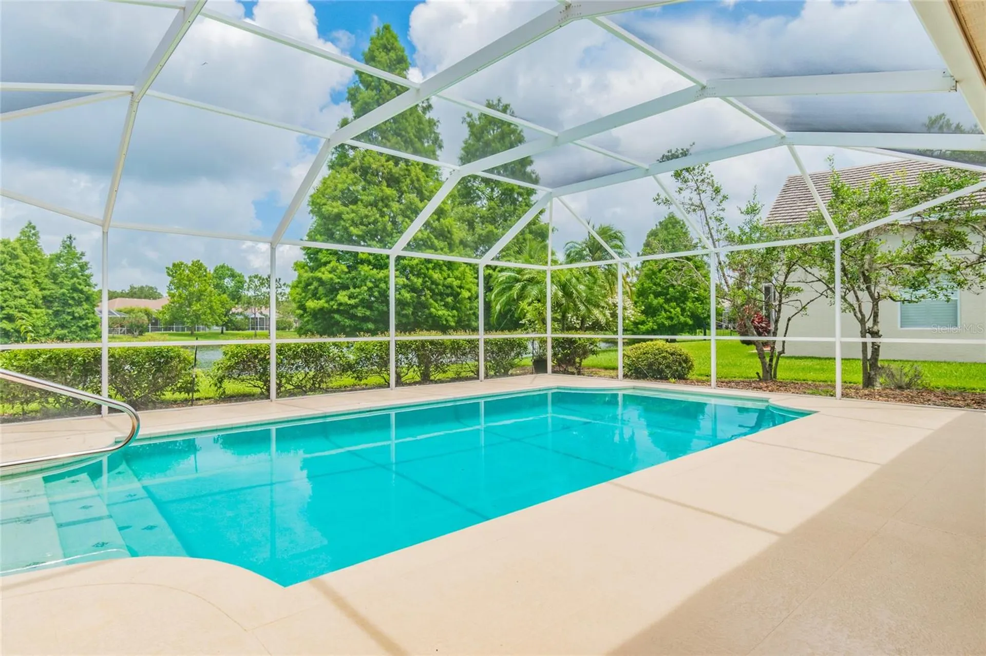 10559 Greencrest Drive Tampa FL 33626