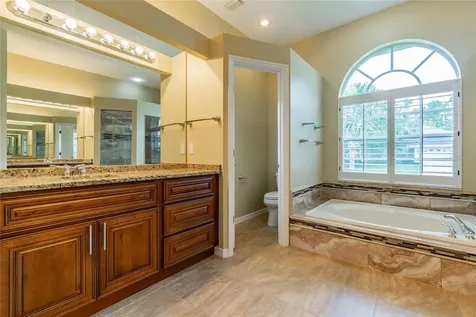 10559 Greencrest Drive Tampa FL 33626