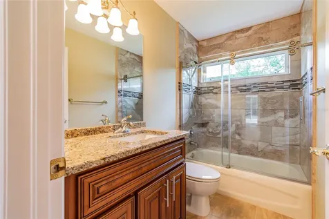 10559 Greencrest Drive Tampa FL 33626