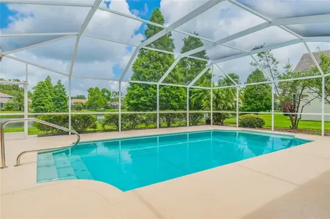 10559 Greencrest Drive Tampa FL 33626