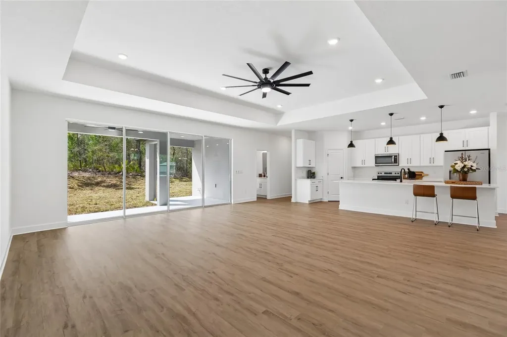 11248 Flock Avenue Weeki Wachee FL 34613