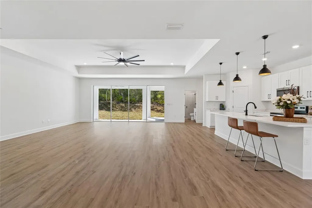 11248 Flock Avenue Weeki Wachee FL 34613