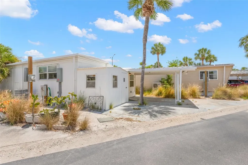 4851 W Gandy Boulevard Tampa FL 33611