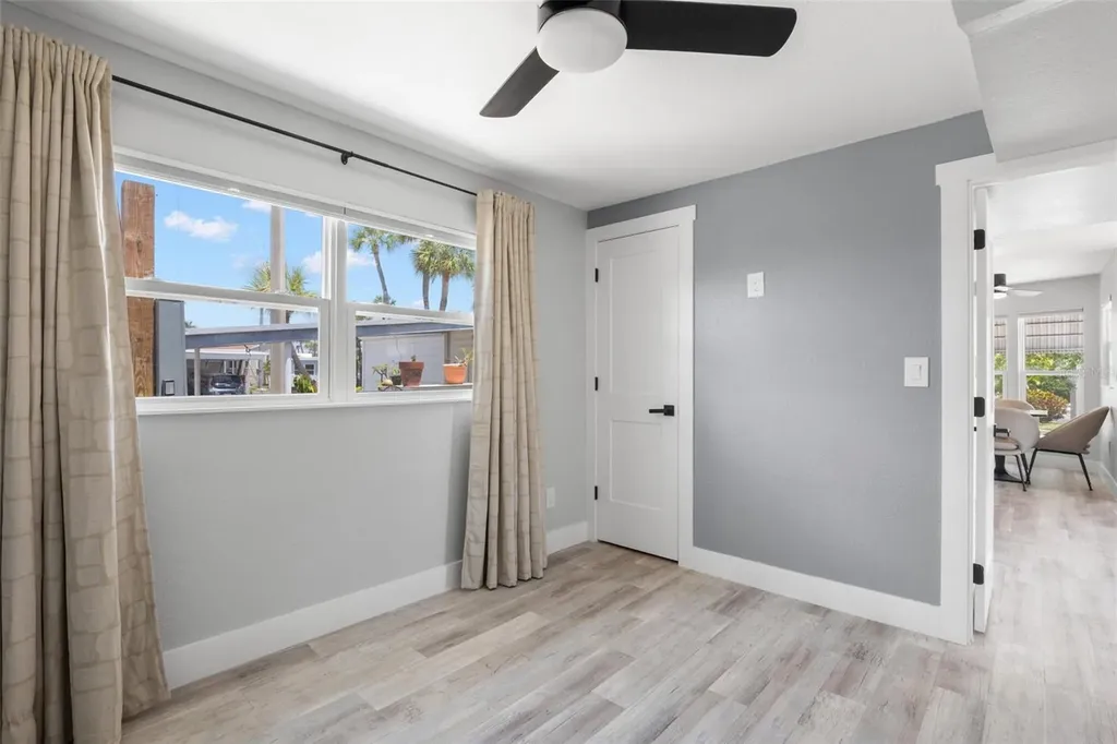 4851 W Gandy Boulevard Tampa FL 33611