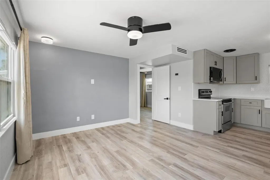 4851 W Gandy Boulevard Tampa FL 33611