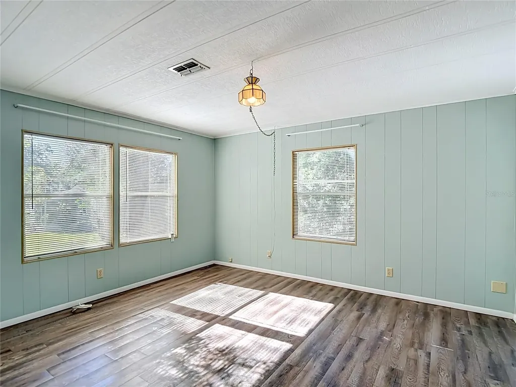 36912 Conley Street Zephyrhills FL 33541