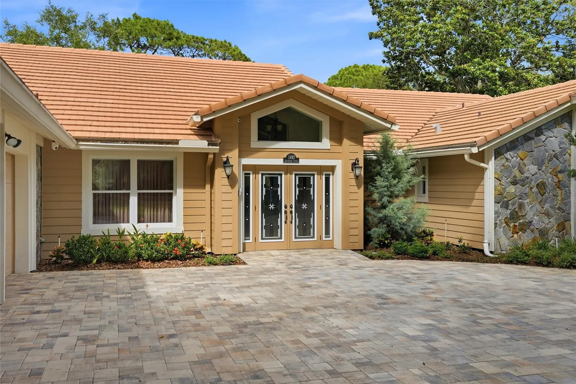3493 Shoreline Circle Palm Harbor FL 34684