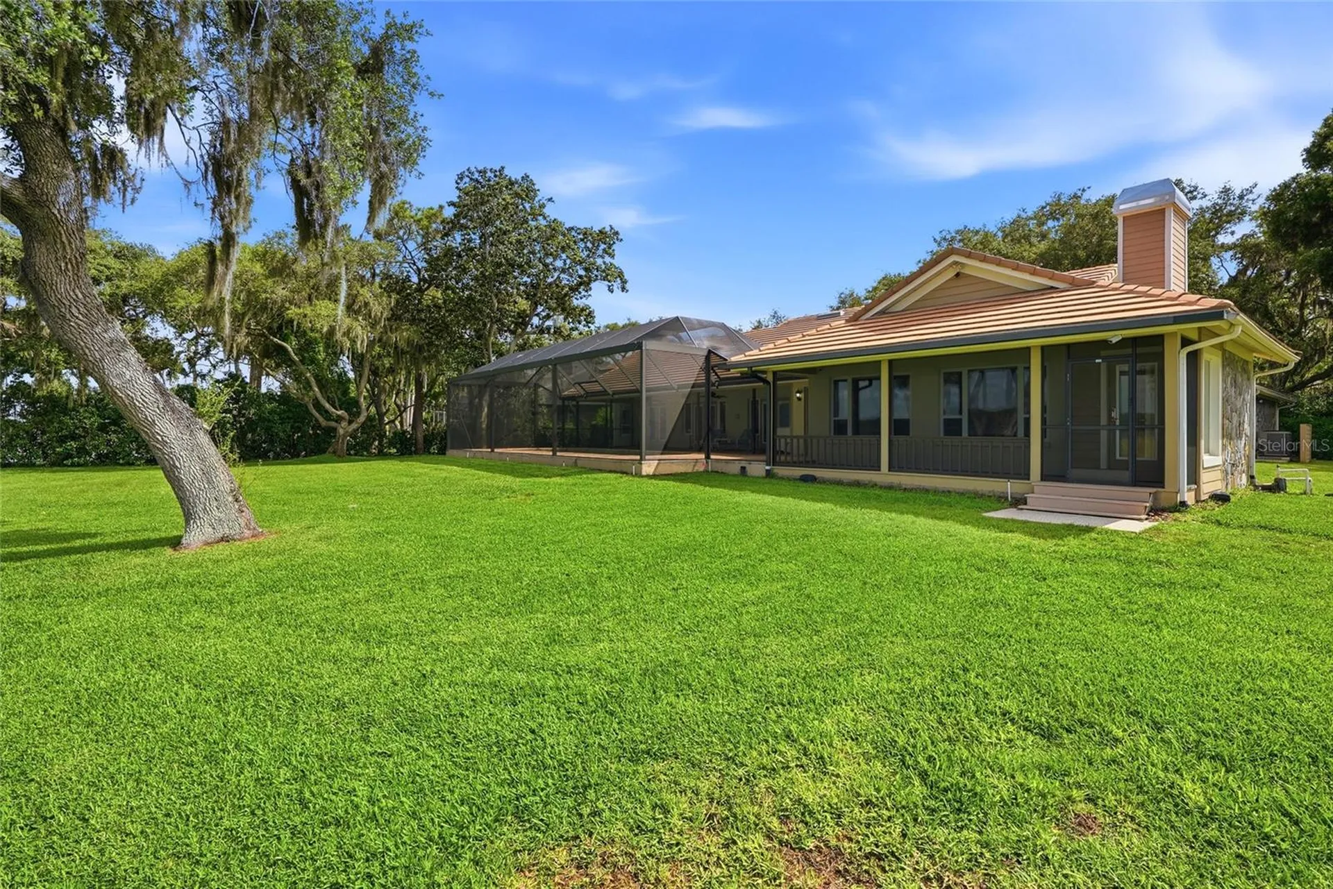 3493 Shoreline Circle Palm Harbor FL 34684
