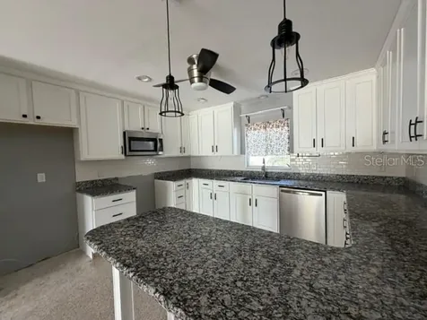 830 N 8th Street Eagle Lake FL 33839