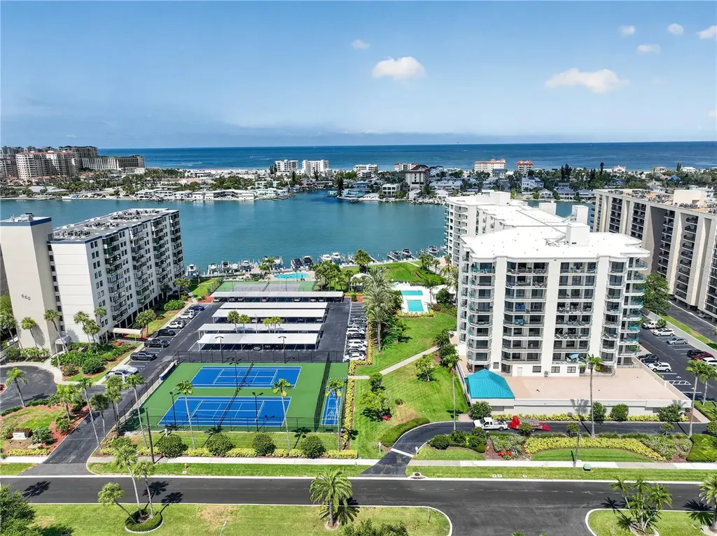 670 Island Way Clearwater Beach FL 33767