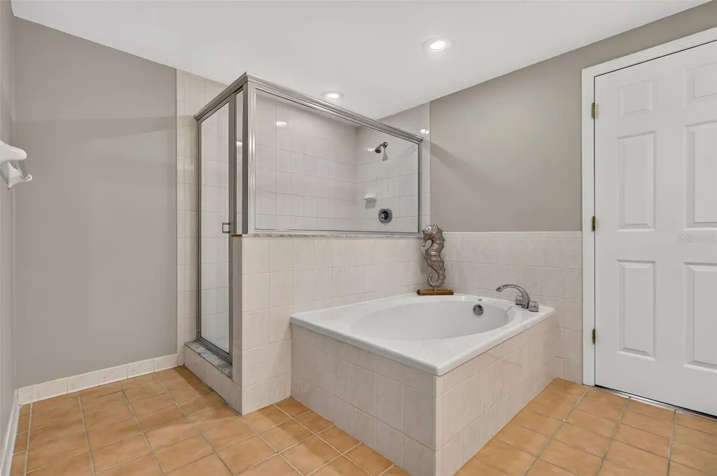 670 Island Way Clearwater Beach FL 33767