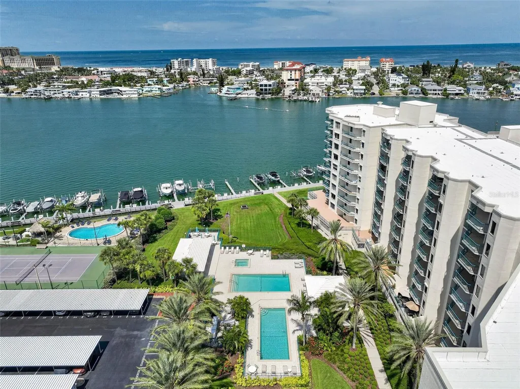 670 Island Way Clearwater Beach FL 33767