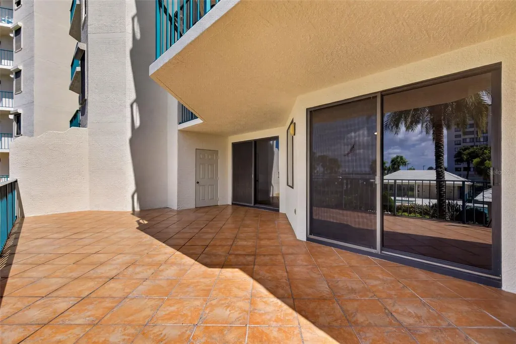 670 Island Way Clearwater Beach FL 33767