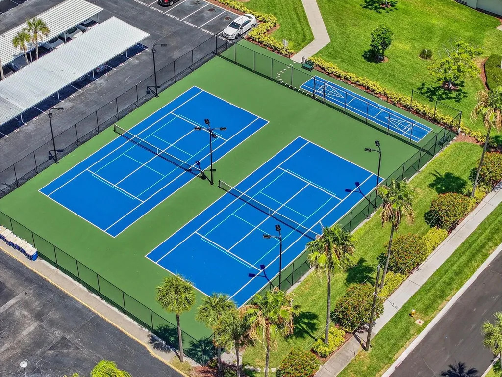 670 Island Way Clearwater Beach FL 33767