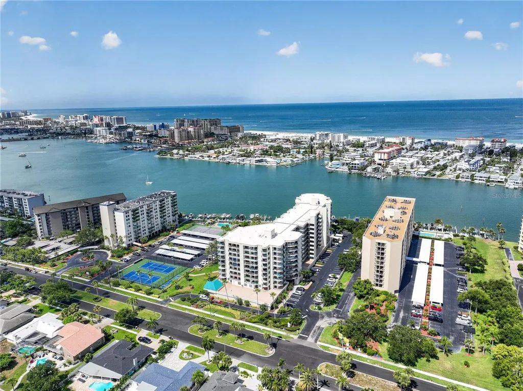 670 Island Way Clearwater Beach FL 33767