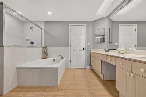 670 Island Way Clearwater Beach FL 33767