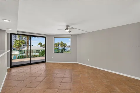 670 Island Way Clearwater Beach FL 33767