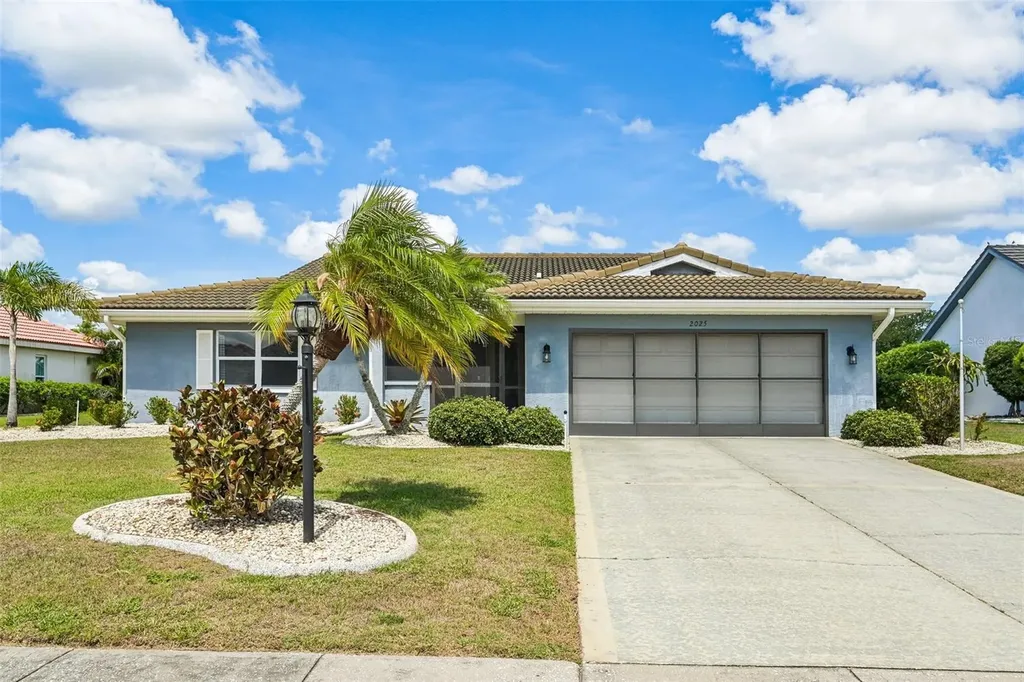 2025 New Bedford Drive Sun City Center FL 33573