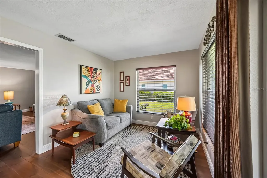 2025 New Bedford Drive Sun City Center FL 33573