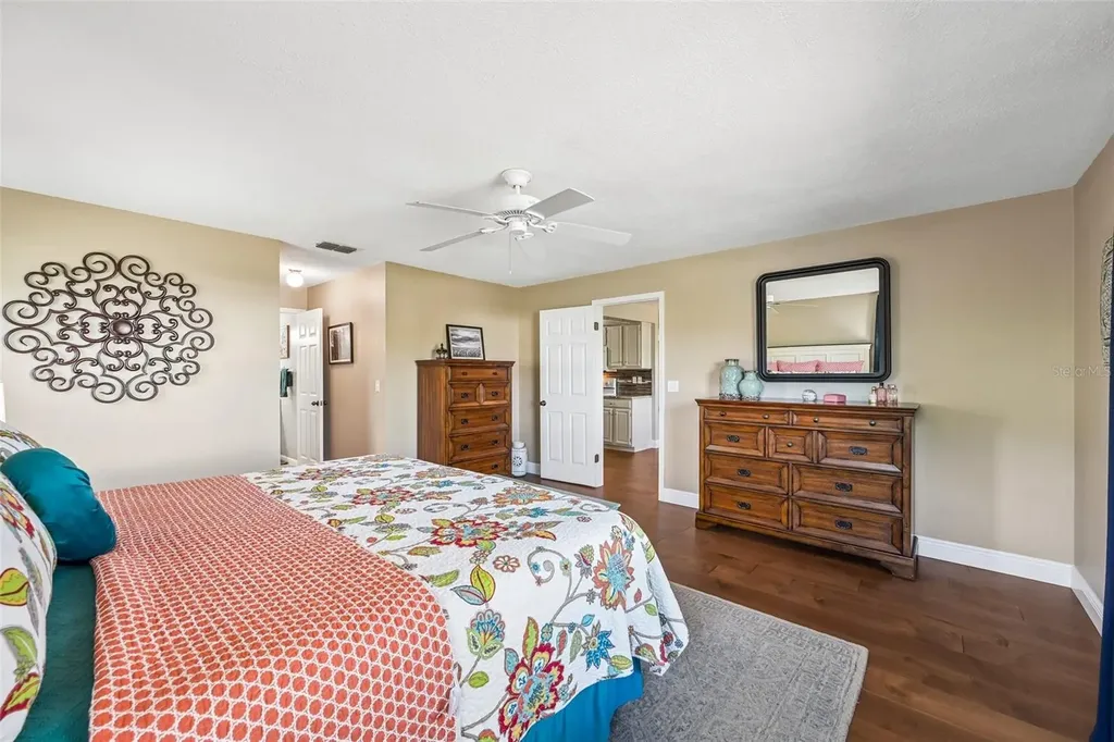 2025 New Bedford Drive Sun City Center FL 33573