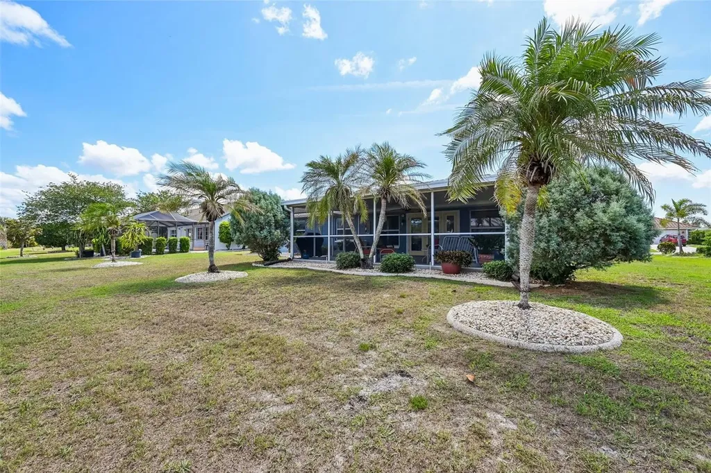 2025 New Bedford Drive Sun City Center FL 33573