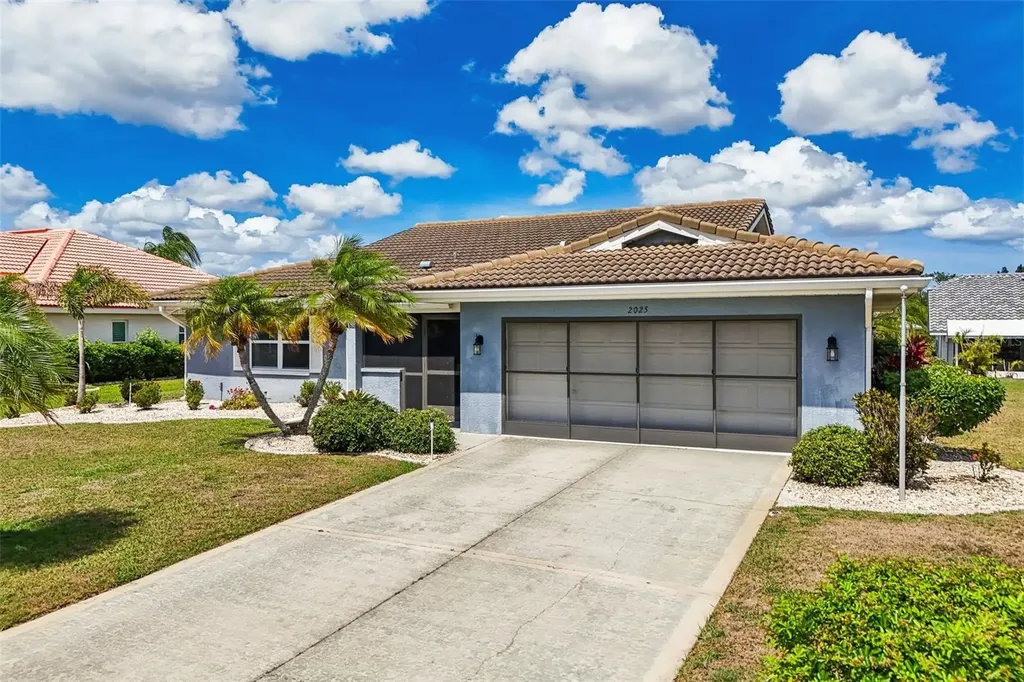 2025 New Bedford Drive Sun City Center FL 33573