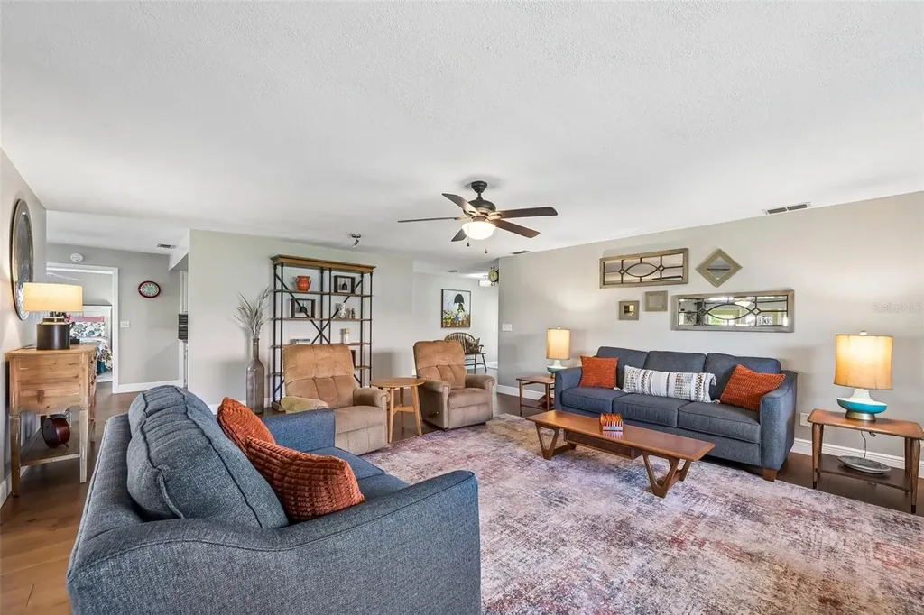 2025 New Bedford Drive Sun City Center FL 33573