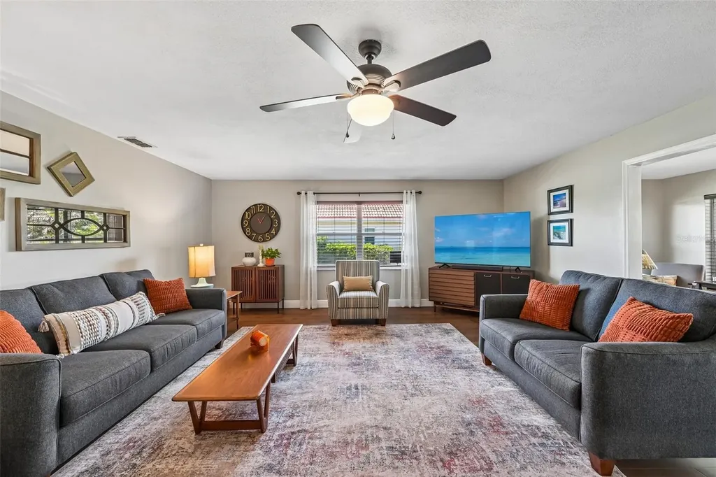 2025 New Bedford Drive Sun City Center FL 33573
