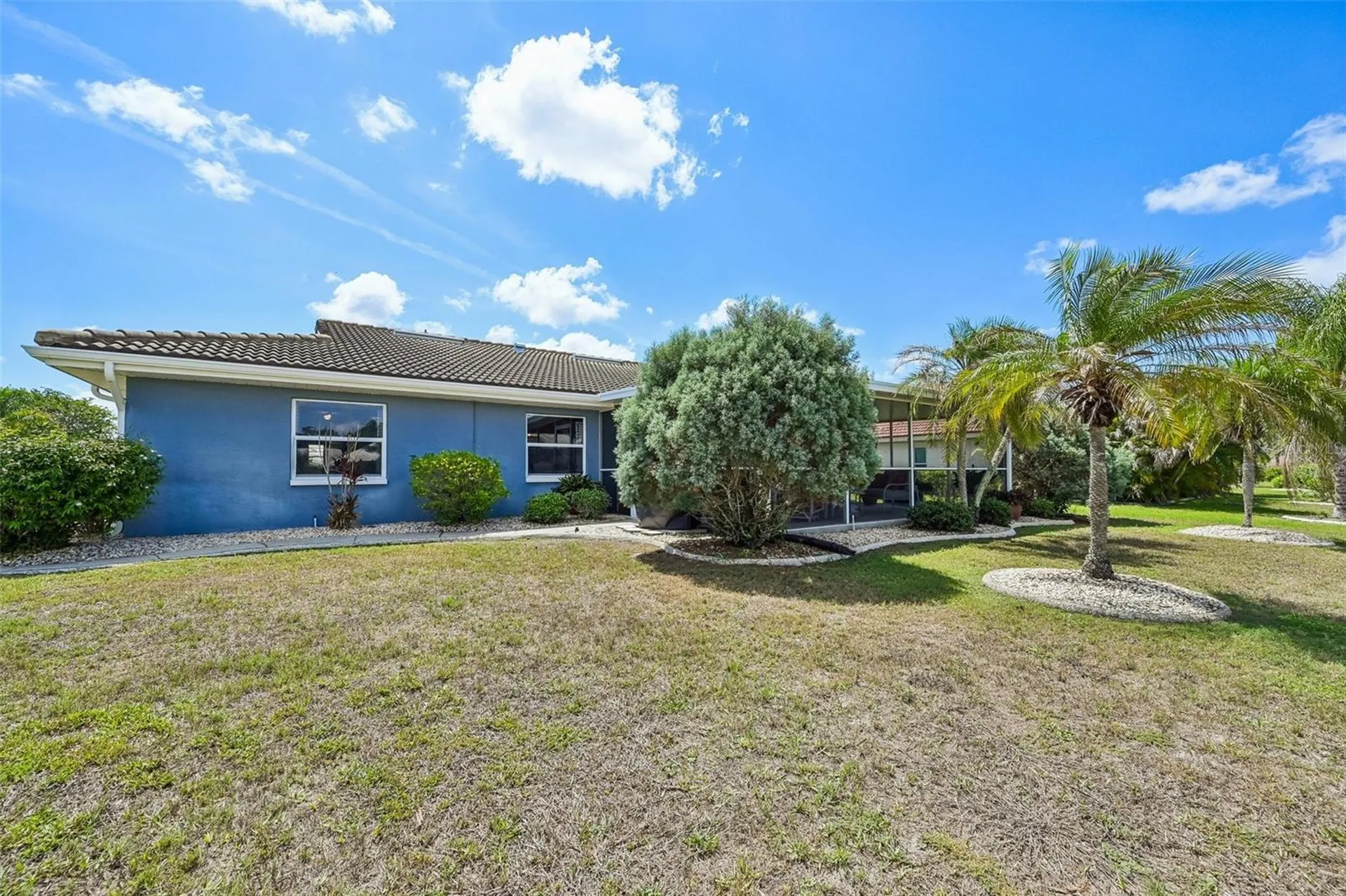 2025 New Bedford Drive Sun City Center FL 33573