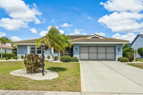2025 New Bedford Drive Sun City Center FL 33573