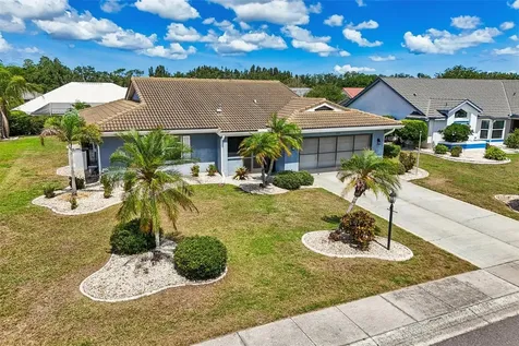 2025 New Bedford Drive Sun City Center FL 33573