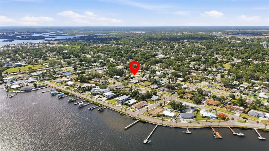 101 20th Street NE Bradenton FL 34208