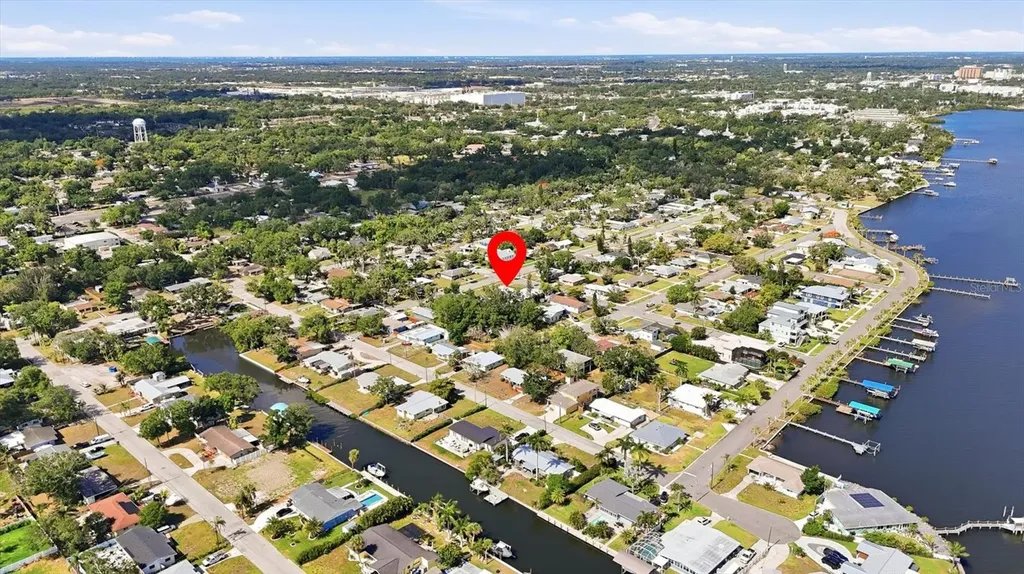 101 20th Street NE Bradenton FL 34208