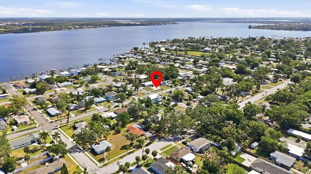101 20th Street NE Bradenton FL 34208