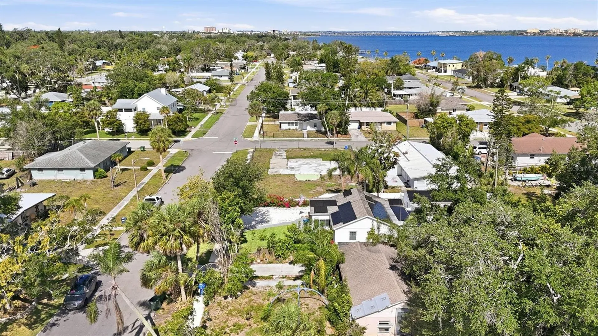 101 20th Street NE Bradenton FL 34208