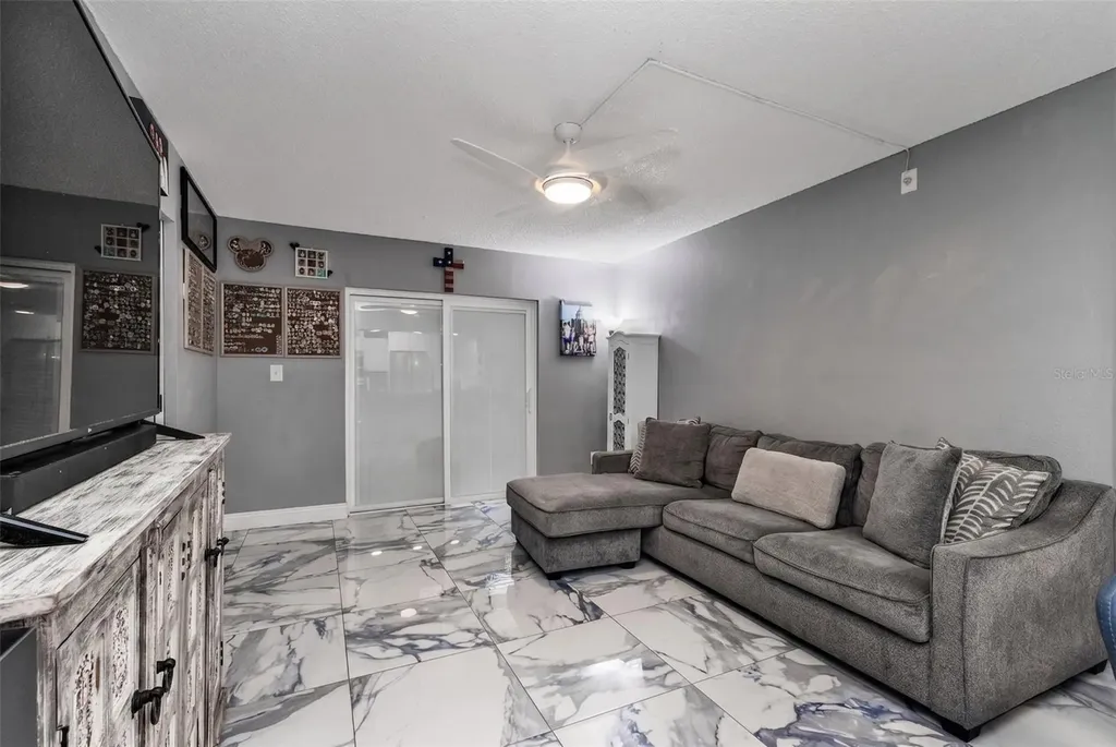 19505 Quesada Avenue Port Charlotte FL 33948