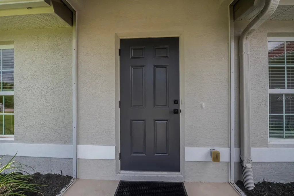 18100 Alexander Avenue Port Charlotte FL 33954