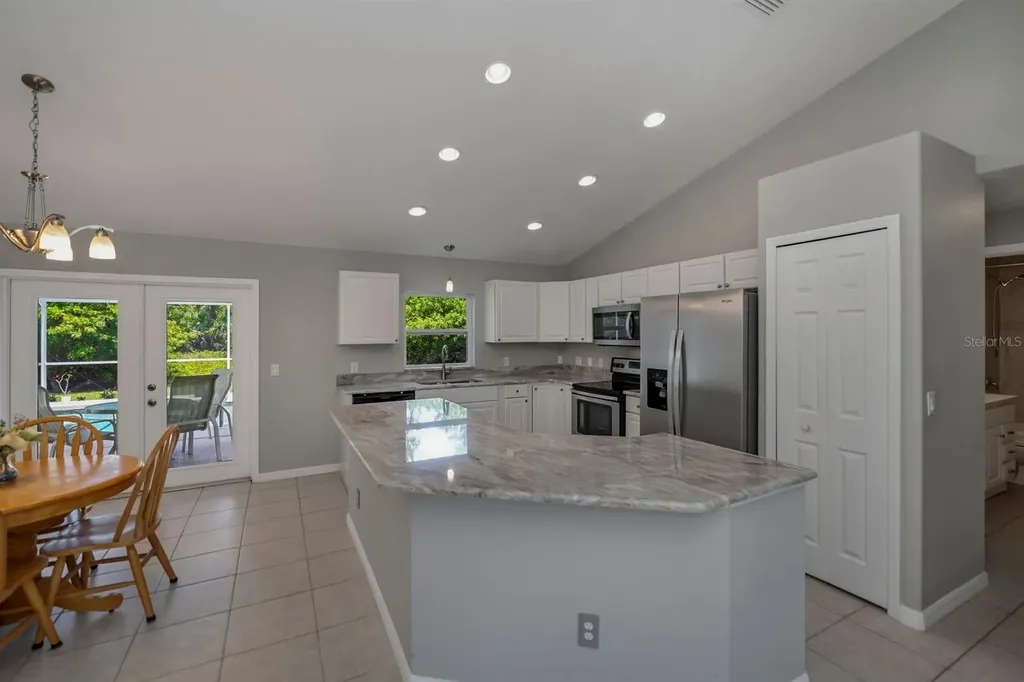 18100 Alexander Avenue Port Charlotte FL 33954
