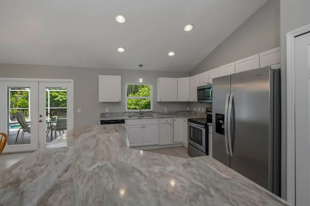 18100 Alexander Avenue Port Charlotte FL 33954
