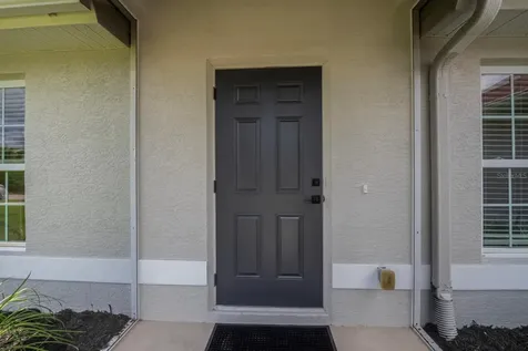 18100 Alexander Avenue Port Charlotte FL 33954