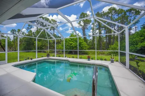 18100 Alexander Avenue Port Charlotte FL 33954