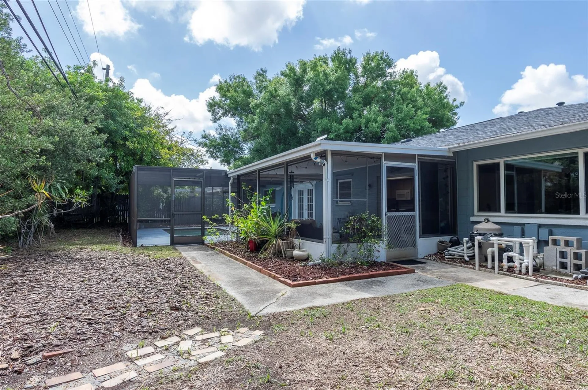 6743 16th Avenue N St Petersburg FL 33710