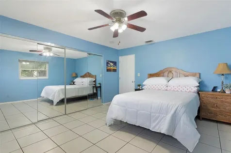 6743 16th Avenue N St Petersburg FL 33710