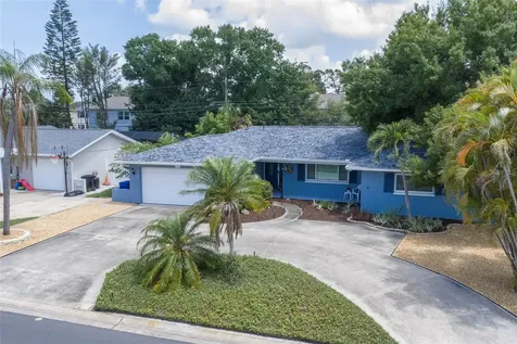 6743 16th Avenue N St Petersburg FL 33710