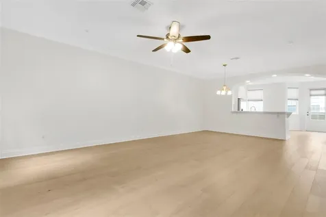 1863 Meeting Place Orlando FL 32814